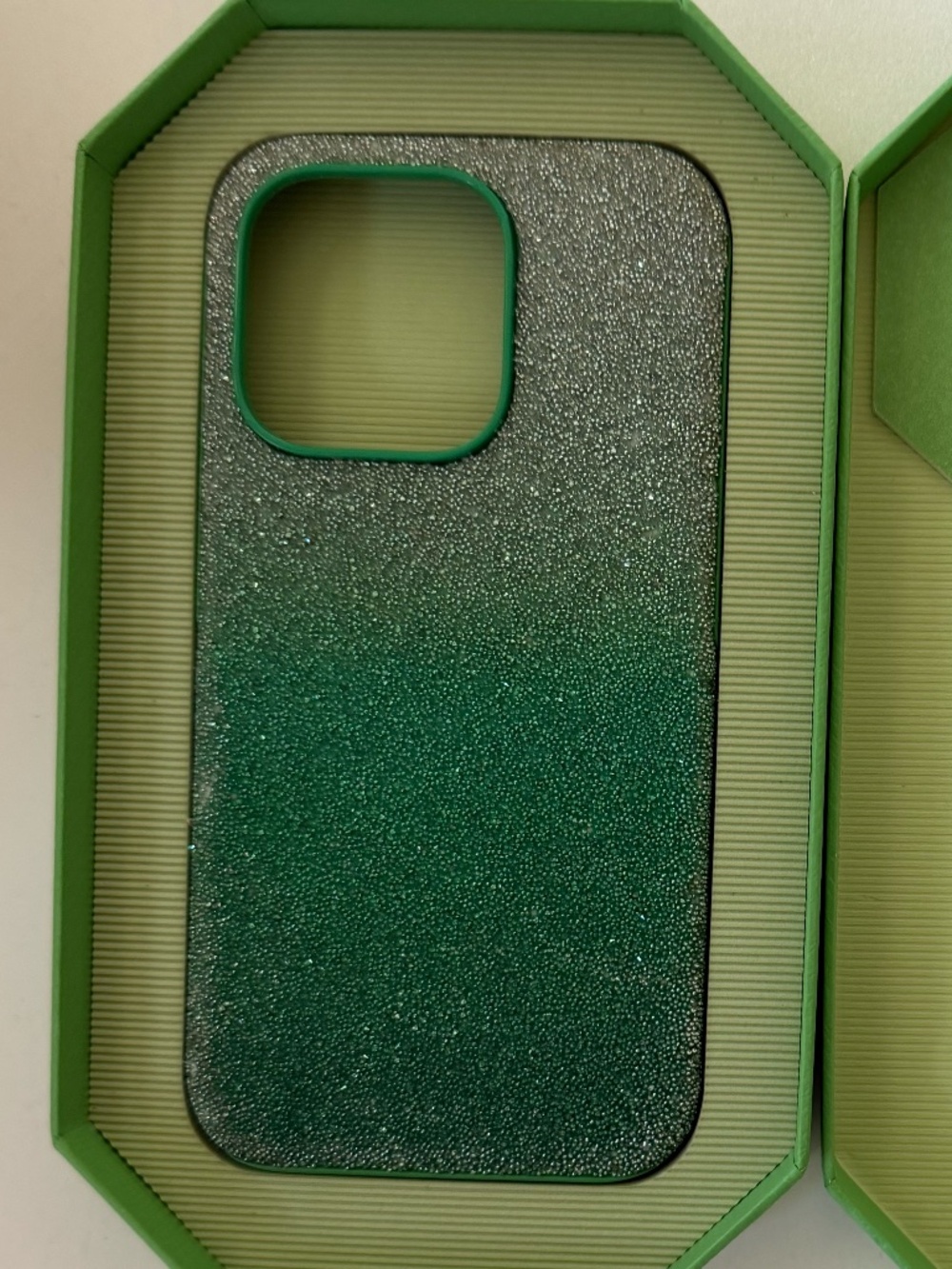 NWT Swarovski Crystal iPhone 13 Green